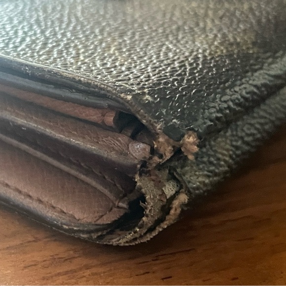 Vintage 2002 Louis Vuitton Trifold M61652 Monogram Canvas Compact Wallet - Picture 13 of 16